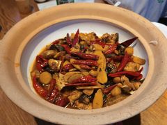 姜辣娃娃渔-印象鲵宴·张家界地标美食名片(溪布街店)