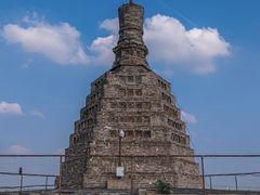 -繁塔