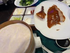 -逸馥荟(人广来福士店)
