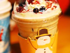圣诞缤纷莓果拿铁-COSTA COFFEE(西湖天地店)