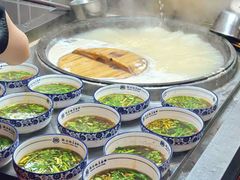 -镇南锅盖面馆(解放路店)