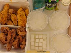 -BHC炸鸡(明洞总店)