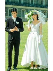 -雪中彩影婚纱摄影·微光艺术中心