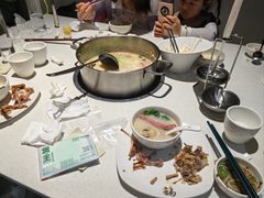 -煲王粤菜餐厅(中侨中心店)