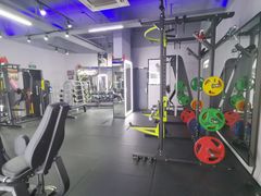-AK健身普拉提拉伸私教馆(中八店)