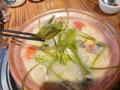 -阿婆情腊排骨火锅(金虹路店)