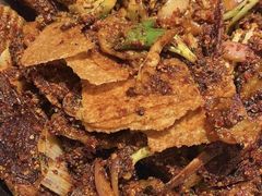 鸭下巴鸭爪双拼-嘎嘎鸭下巴·爆辣干锅(明教寺店)