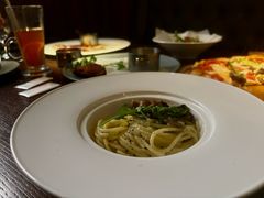 -卡普里披萨·牛扒·下午茶