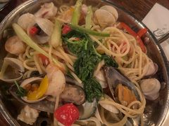 -SISTERS BAR RESTAURANT川意酒馆(嘉善老市H楼店)