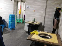 大堂-石灰市毛记烧鸡公(解放碑店)