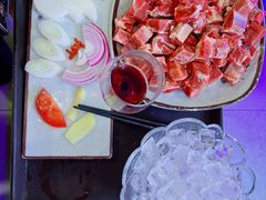 -毛辣果·贵州红酸汤牛肉火锅(西单店)