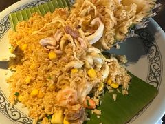 -大头虾越式风味餐厅(光明广场店)