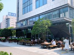 -星巴克臻选(杭州嘉里中心1F店)