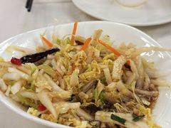 凉拌大白菜-那达慕蒙古风味酒楼