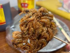 -大学城商业街美食城