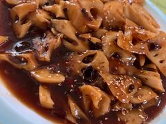 -美顺香食府鱼头老店(雪野湖店)
