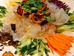 -馨月湾传统精品美食坊(市府总店)