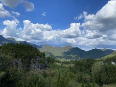 -梭布垭石林景区