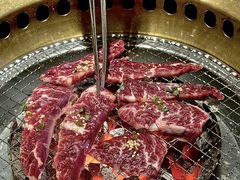 -山川小町·极番烧肉(新地假日广场店)