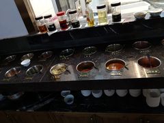 自助调料区-仄园围炉坊·牛肉火锅·汕头卤水火锅(蛇口店)