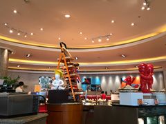 -咖啡苑自助餐厅·中国大饭店