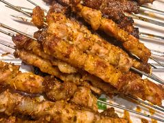 羊小串-街角等你.大连海鲜烧烤.经典铁板海鲜串(西安路店)