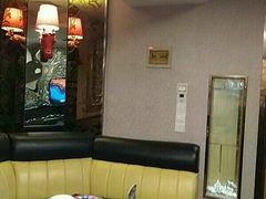 -嘉年华KTV(人民路店)