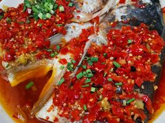 特色剁椒鱼头-湖南湘菜馆(东湘缘二店)