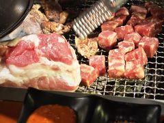 -肉甲韩国木炭烤肉(新壹街1店)