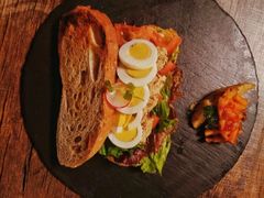 -HIGH FIVE哈福手工汉堡(桂林路店)