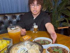 -爱啤精酿·民谣酒馆(滨江店)