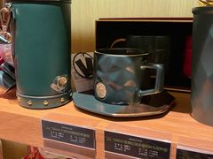 -星巴克(南京孵鹰大厦店)