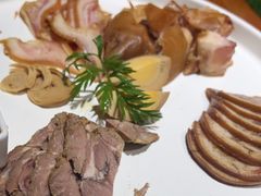 -老阿妈蒙古村·蒙古包·草原文化·歌舞表演(老君堂店)