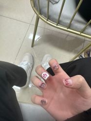 -尤米一站式美甲美睫