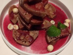 -八府香鸭·啫啫煲(华山路店)