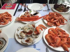 -银鲨国际美食百汇(金牛万达广场店)