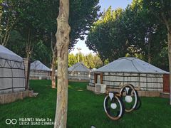 -九十九顶毡房(阜石路店)