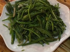 -小锅巴纳西餐厅