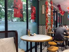 -鲁达面馆本帮风味(共康东路店)