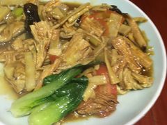 -窄巷子陕菜馆·地道陕西菜(粉巷店)