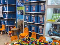 -斯坦星球AI编程·机器人科创·科学实验·信奥·思维·STEM·乐高·竞赛考级(长宁虹桥大融城荟聚中心)