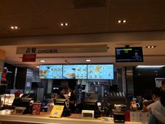 -麦当劳(海岸城店)