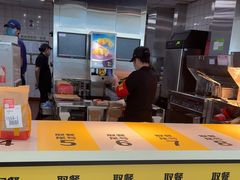 -麦当劳(深圳北站高铁店)