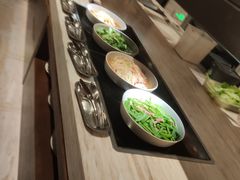自助取餐区-万荟轩海鲜·粤式点心自助餐厅(蓝海风万怡酒店)