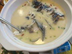 -浔味·山屿湖·正宗淳牌全鱼宴老字号