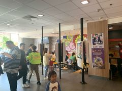 等位区-麦当劳(欢乐谷店)