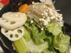 蔬菜拼盘-三江源活鱼现烤(维多利摩尔城店)