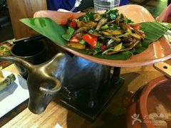 -云海肴·汽锅鸡·云南菜(天山百盛优客店)