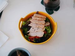 烟熏鸡肉沙拉-五进制 Coffee Shop