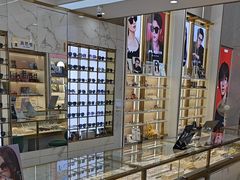 -世纪大明眼镜·蔡司战略授权店(汉街店)